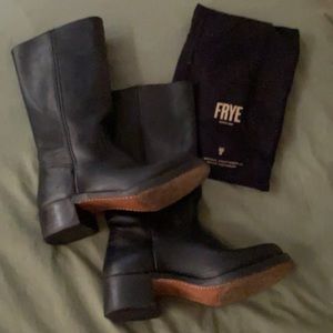 The Frye Company. Tall Campus 14L.